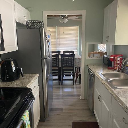 3 Bedroom House Fenced Backyard Private Patio Areas Grill Firepit Plenty Parking! Quick Access 10 Min To Beach Airport Delray West Palm Lake Worth Beach Kültér fotó