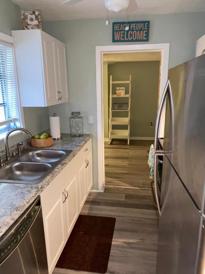 3 Bedroom House Fenced Backyard Private Patio Areas Grill Firepit Plenty Parking! Quick Access 10 Min To Beach Airport Delray West Palm Lake Worth Beach Kültér fotó
