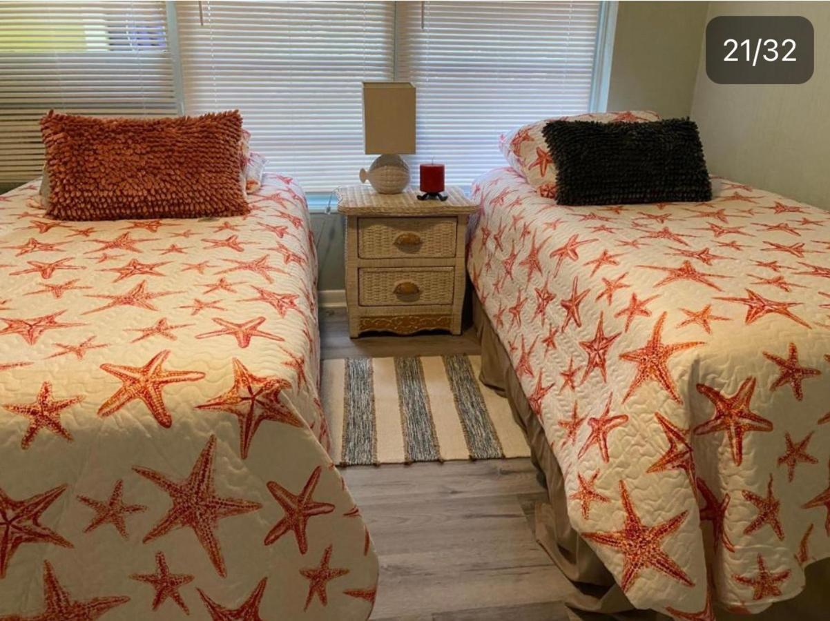 3 Bedroom House Fenced Backyard Private Patio Areas Grill Firepit Plenty Parking! Quick Access 10 Min To Beach Airport Delray West Palm Lake Worth Beach Kültér fotó
