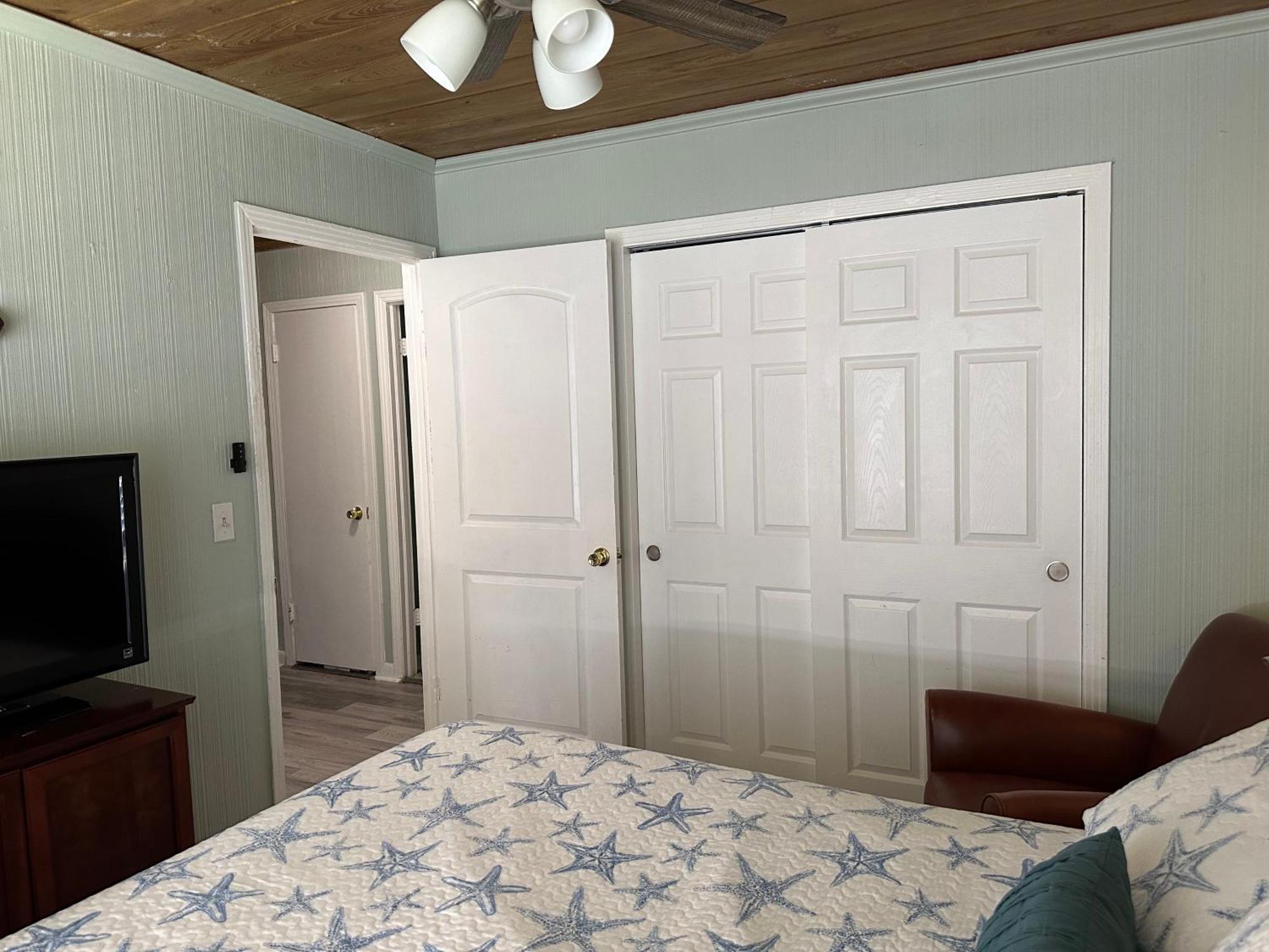 3 Bedroom House Fenced Backyard Private Patio Areas Grill Firepit Plenty Parking! Quick Access 10 Min To Beach Airport Delray West Palm Lake Worth Beach Kültér fotó